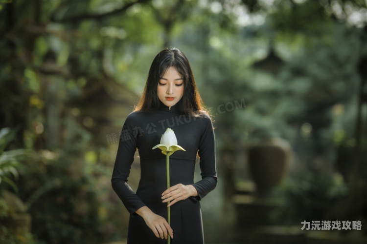 亚洲综合精品少妇久久亚洲风情，精品少妇的魅力人生